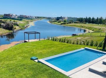 Casa · 186m² · 5 Ambientes · 1 Cochera · Casa en Venta en El Naudir, Escobar, G. B. a. Zona Norte