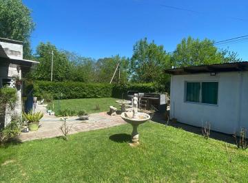 Casa · 127m² · 5 Ambientes · 1 Cochera · Calle 694 E/ 28 y 28bis