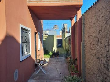 PH · 156m² · 5 Ambientes · PH en Quilmes Oeste
