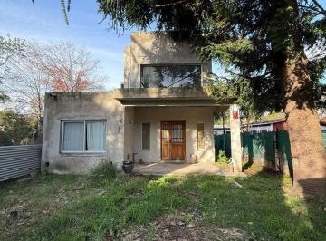 Casa · 353m² · 4 Ambientes · 1 Cochera · Casa 6 Ambientes en Venta, Financia 50%! - La Reja, Moreno