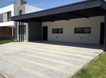 Casa · 140m² · Duplex en Planta Baja San Ignacio Village