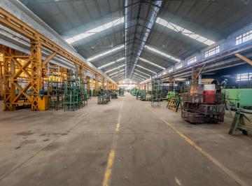 Bodega-Galpón · 5280m² · Venta - Nave Industrial/galpón con Oficinas de 4.900 m² - Zona Sur, Rosario.