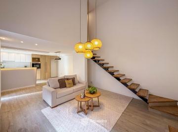 Casa · 111m² · 5 Ambientes · Venta | Permuta - Casa de 3 Dorm. con Patio. Reciclada - Lourdes, Rosario. Apto Crédito.