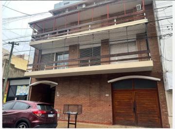 Departamento de 2 ambientes, Quilmes · Departamento 2 Ambientes con Espacio Para Vehículo, Quilmes Centro.