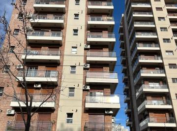 Departamento · 54m² · 2 Ambientes · 1 Cochera · Departamento Dos Ambientes con Cochera en Venta - Quilmes Centro - Alquilado