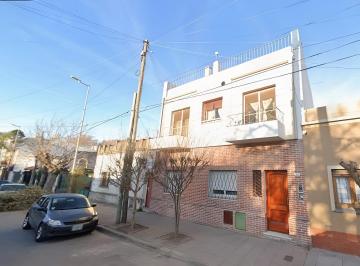 PH de 3 ambientes, Morón · En Venta - PH en Planta Alta Al Frente a 5 Cuadras de La Estación Haedo