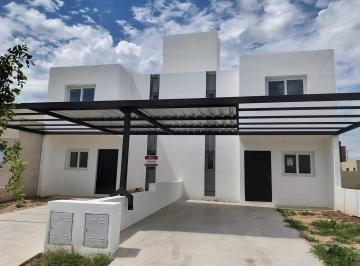 Casa · 138m² · 4 Ambientes · 2 Cocheras · Vendo Duplex 3 Dorm. en Docta Etapa 5