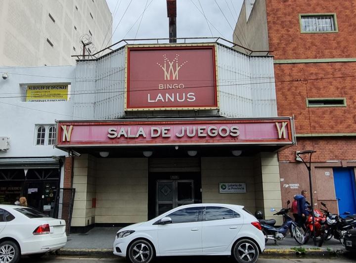Local comercial · 336m²