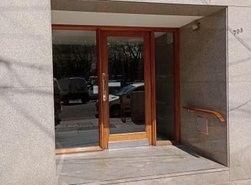 Departamento · 110m² · 4 Ambientes · 1 Cochera · Departamento Frente a Plaza Alsina