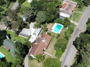 Foto1 · En Venta Casa en Barrio Golf, Punta del Este de 6 Dorm..