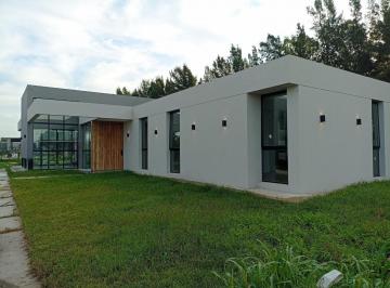 Casa de 4 ambientes, Esteban Echeverría · Venta Casa Lagos de Canning a Estrenar