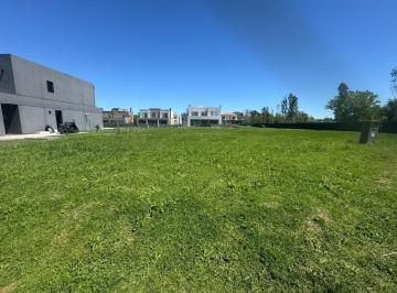 Terreno · 815m² · Terreno Lote en Venta en Chateau Pilar, Pilar, G. B. a. Zona Norte