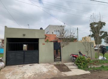Casa · 205m² · 5 Ambientes · 1 Cochera · Casa en Venta, 5 Ambientes, en Villa Astolfi, Pilar, Gba Norte