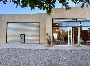 Local comercial · 60m² · Alquiler de Local en Parada Robles Centro.