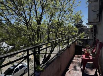 PH · 44m² · 2 Ambientes · PH 2 Amb con Terraza Sin Expensas Muy Buen Estado Apto Crédito! en Parque Avellaneda