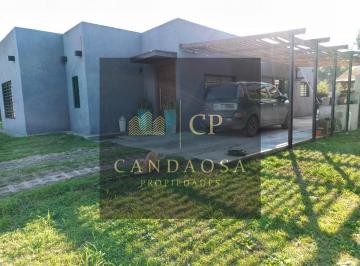 Casa · 130m² · 4 Ambientes · 3 Cocheras · Rbs. Hermosa Casa Apta Credito, en Barrio Tipas Blancas