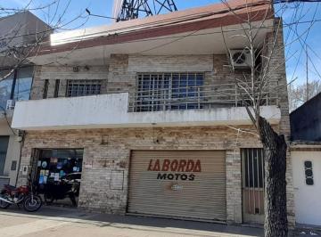 Terreno · 233m² · 6 Ambientes · Blvr. Avellaneda 256 Bis