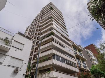 Departamento de 4 ambientes, Villa Urquiza · Amplio y Luminoso Departamento de 4 Ambientes en Torre en Villa Urquiza con Cochera Fija Cubierta!