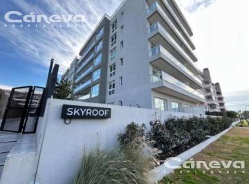 Departamento · 60m² · 3 Ambientes · 1 Cochera · Departamento Skyroof