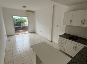 Departamento de 2 ambientes, Posadas · Departamento en Alquiler con Balcón a Av López y Planes
