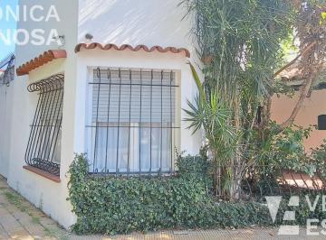 Casa · 105m² · 3 Ambientes · 1 Cochera · Casa Venta Moron Norte 3 Ambientes Cochera