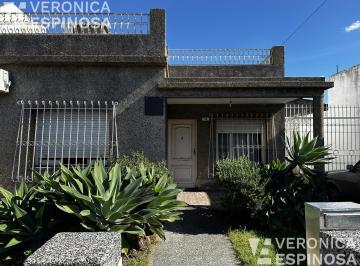 Casa · 100m² · 3 Ambientes · Casa en Ramos Mejia 3 Ambientes