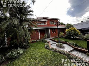 Casa · 410m² · 5 Ambientes · 3 Cocheras · Casa en Venta 5 Ambientes, Morón