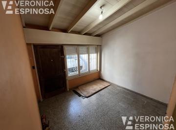 Casa · 130m² · 3 Ambientes · 2 Cocheras · Casa en Moron Sur