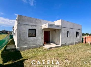 Casa · 150m² · 3 Ambientes · Casa a Estrenar en Barrio Privado Las Cañas