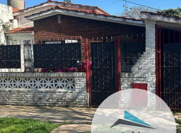 Casa de 2 ambientes, Quilmes · Propiedad en Venta - Casa en Don Bosco