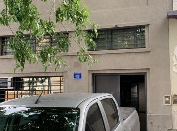 Depósito · 600m² · Venta - Depósito con Oficinas - Villa del Parque (Caba)