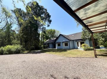 Casa · 340m² · 7 Ambientes · 3 Cocheras · Casa en Venta