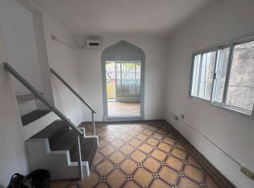 Departamento · 39m² · 3 Ambientes · Departamento en PH, Planta Alta Ubicado en Barrio Abasto