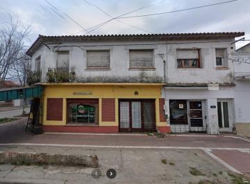 Casa de 6 ambientes, Miramar · Departamento Centrico en Primer Piso - Miramar