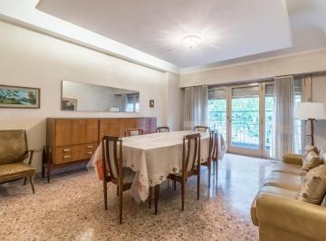 Departamento · 123m² · 5 Ambientes · Departamento 5 Ambientes con Patio y Balcón en Quilmes Centro – 155 m²