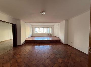 Departamento · 202m² · 6 Ambientes · 1 Cochera · Departamento Piso Exclusivo a La Venta 4 Dormis Zona Rio