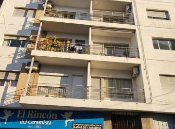 Departamento de 4 ambientes, Córdoba · Vendo Centrico Pxmo Nueva Cba, Departamento 2 Dorm. C/balcón