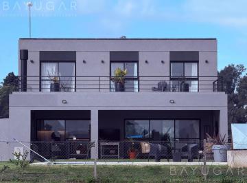 Casa · 173m² · 4 Ambientes · 2 Cocheras · Venta - Casa en Barrio Santa Sofia - Pilar del Este - Financiación