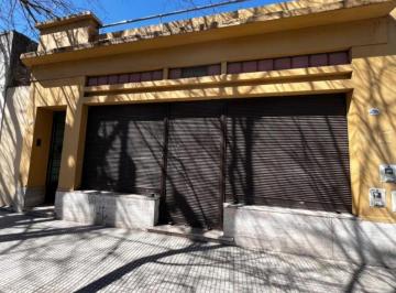 FRC-FRC-7652_2 · Gral César Díaz 5200 Vélez Sarsfield Casa 4amb U$250.000