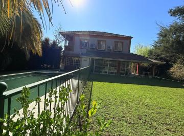 Casa · 200m² · 5 Ambientes · 2 Cocheras · Pilar - Casa La Delfina en Venta