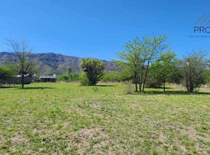 Terreno · 900m²