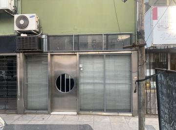 Local comercial · 45m² · Local en Excelente Ubicación a m de Av Mitre!