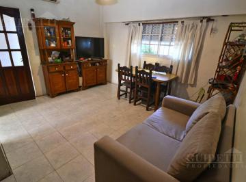 Casa · 154m² · 5 Ambientes · Casa en Venta 5 Ambientes con Terraza 154 m² en Saavedra
