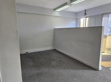 Oficina comercial · 5 Ambientes · Oficina en Recoleta