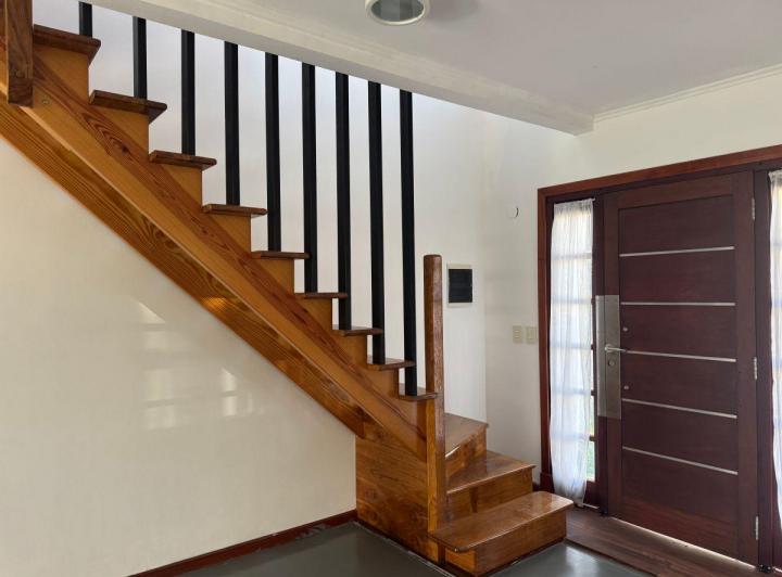 Casa · 100m² · 3 Ambientes · 1 Cochera