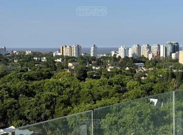 Departamento · 80m² · 3 Ambientes · 1 Cochera · Departamento en Venta en Vicente López, G. B. a. Zona Norte, Argentina