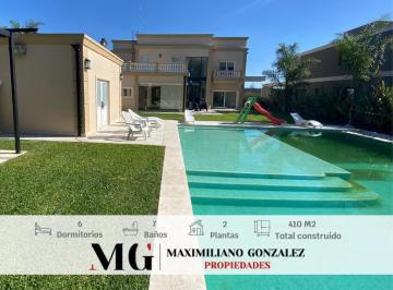 Casa · 410m² · 9 Ambientes · 1 Cochera · Casa Venta Terralagos Canning