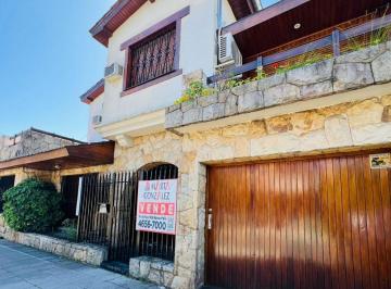 Casa · 160m² · 4 Ambientes · Chalet 4 Ambientes Venta Ramos Mejia
