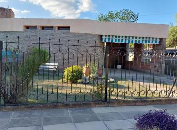 Casa · 172m² · 4 Dormitorios · 1 Cochera · Venta Casa 3 Dorm. y Departamento Santa Rita Carlos Paz 