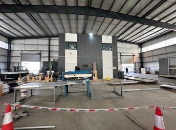 Depósito · 1225m² · Venta Deposito 1225 m² Parque Industrial Moreno 2